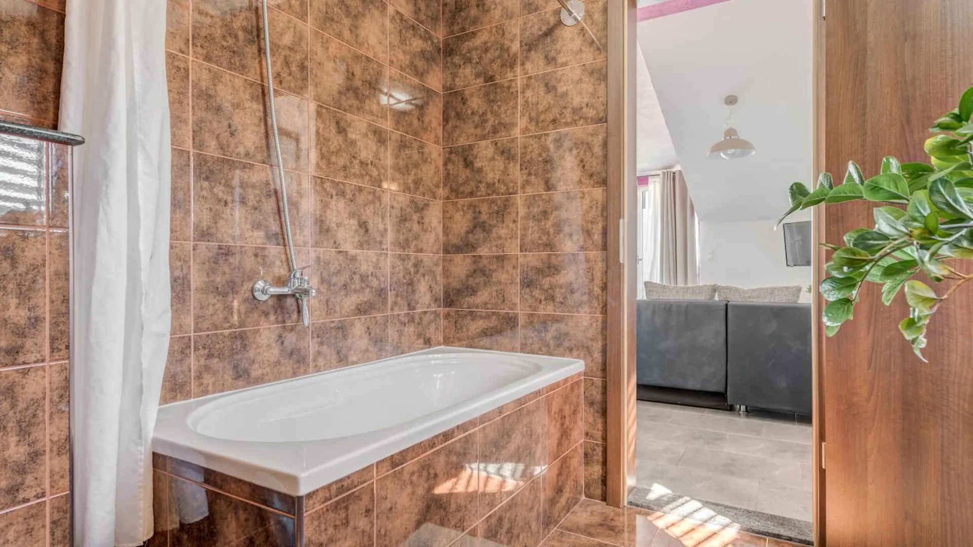 Ferienwohnung Deepwater House Slatine 0*,  Kroatien